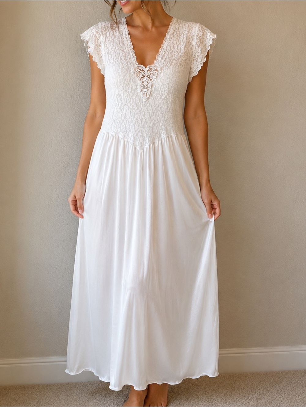 Vintage Cinema Etoile White Lace Nylon Nightgown Medium Made in USA